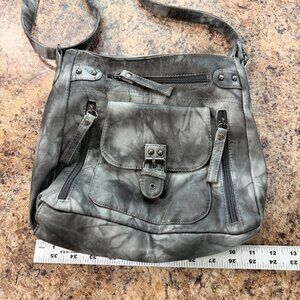Angel Kiss Purse Adjustable Strap, gray/black, lots of pockets w/zippers EUC
